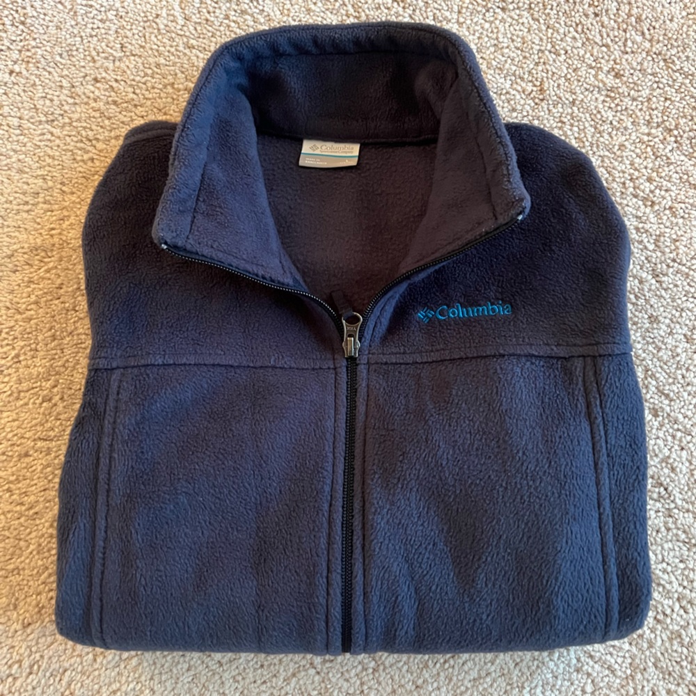 Columbia Boys Mountain Fleece. Size: Boys Large (14/16). Color: Dark Blue